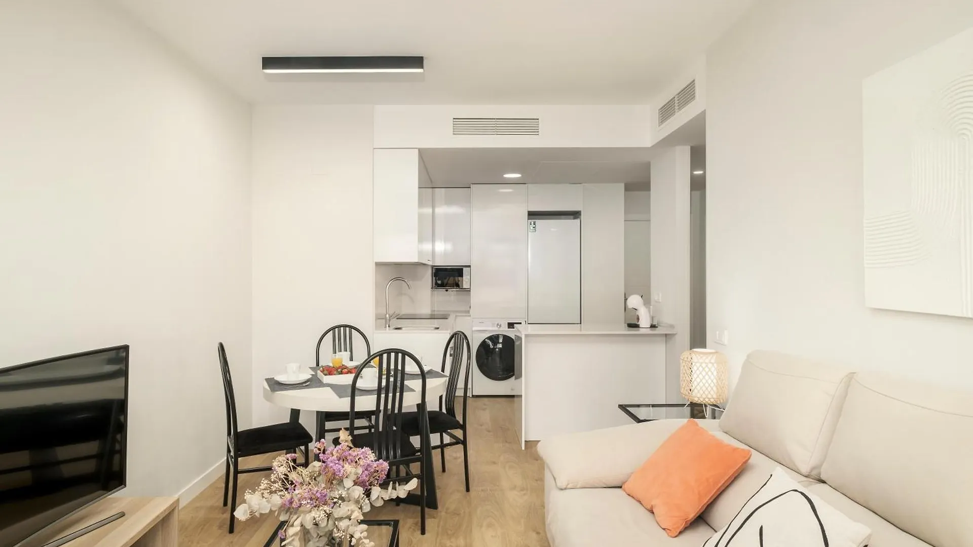 Apartamento De Lujo En La Malagueta Con Piscina Y Garaje 말라가 아파트