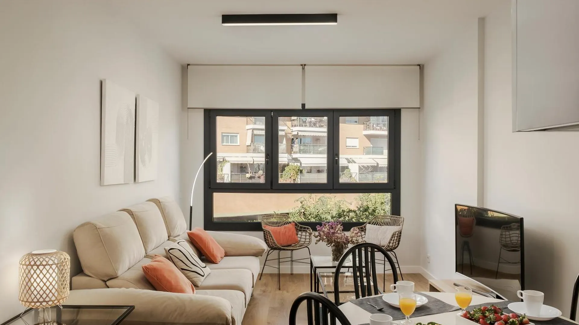 Apartamento De Lujo En La Malagueta Con Piscina Y Garaje Malaga